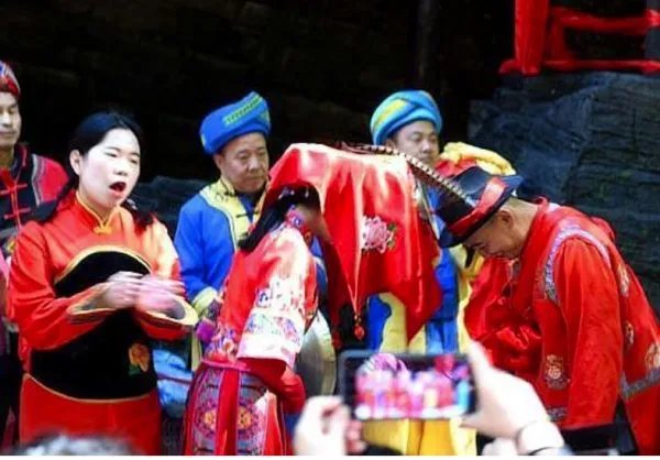 土家族哭嫁歌词是什么？