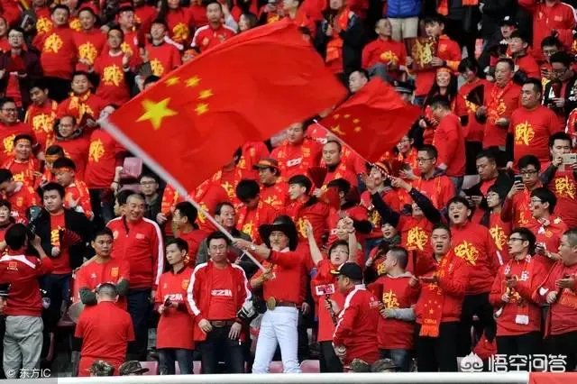 冯潇霆发长文招黑，如何正确解读？