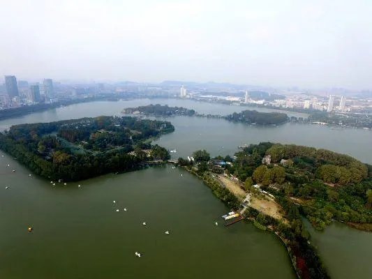 南京名胜古迹和风土人情?