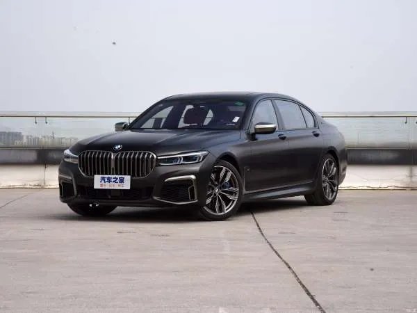 宝马最新价格播报：宝马7系最高综合优惠36万