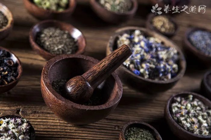 扶娃葡萄糖酸钙锌口服溶液的生产商是什么？