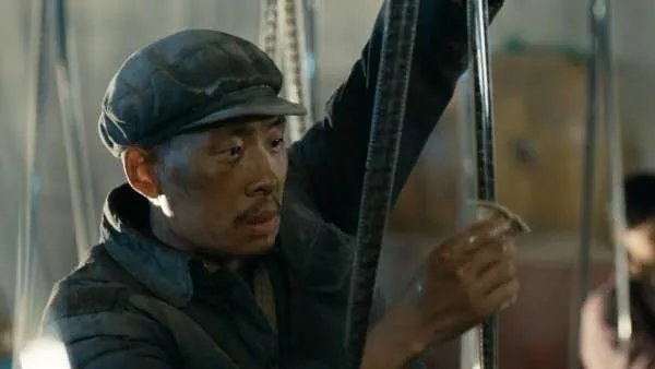 张艺谋新片《一秒钟》即将上映，这部作品主要讲述了什么？