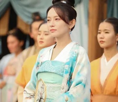 古代嫡女和庶子相比 两人谁的地位更好一些