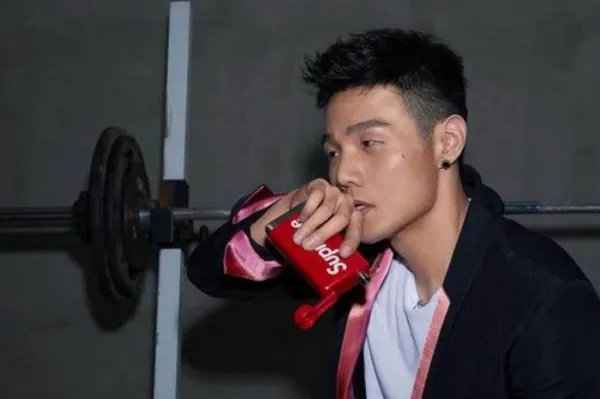 歌曲《贝贝》只有4秒，李荣浩为何会发布这样一首歌？