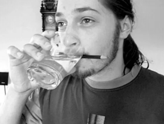 世界上打嗝时间最长的人,美国农夫打嗝长达68年（每天打嗝24000次）