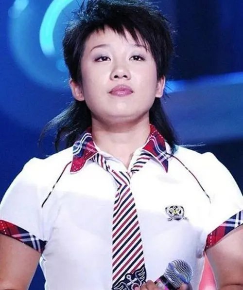 张冬玲整容前后对比照 张冬玲的老公是阿宝吗