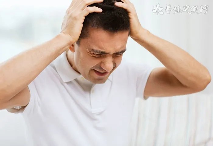 小奶猫呕吐的原因