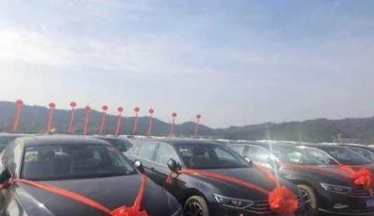 江西钢企给每位员工发轿车