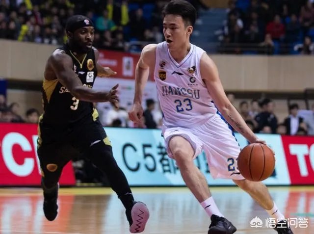 易立赛前说我们要战胜山东高速，然后就被弄受伤了，你觉得周五我们还有机会么？