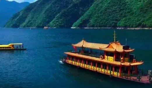 湖北旅游景点排名前十的是那些啊？