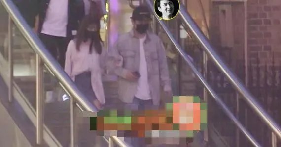 王思聪和新欢逛街，此女子是何许人也？