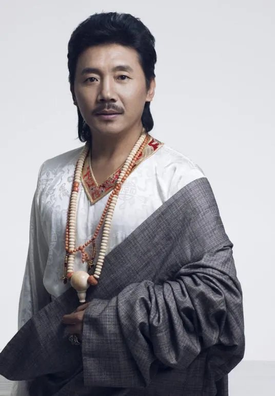 容中尔甲的经典歌曲都有哪些，求资源