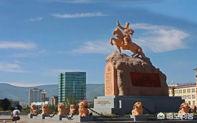 蒙古国资源那么丰富，为什么经济不怎么发达？