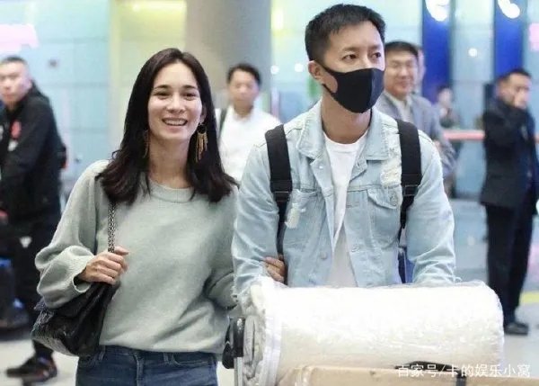 韩庚娶了卢靖姗，这场婚姻被大家说是“势均力敌”，这个说法你怎么看？