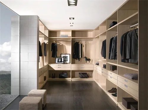 衣帽间多大面积合适