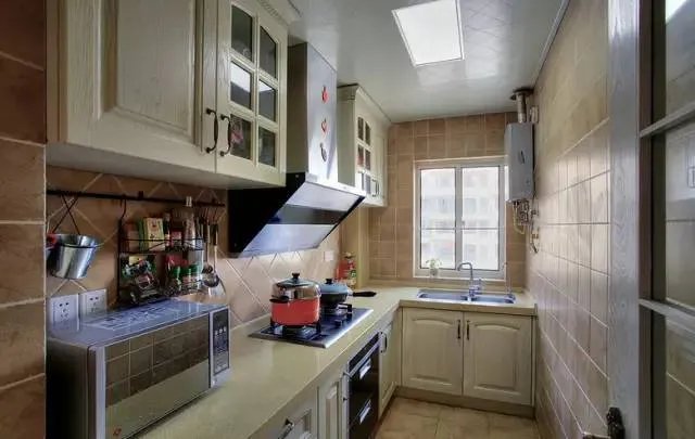 谁看了都心动！一场童话般的邂逅