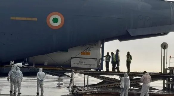 印度开始接受中国等国援助 印政府还嘴硬表示都是采购