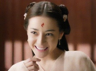 迪丽热巴成新金鹰女神
