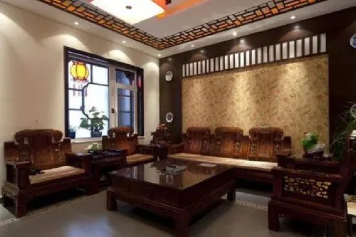 青龙白虎位置怎么确定