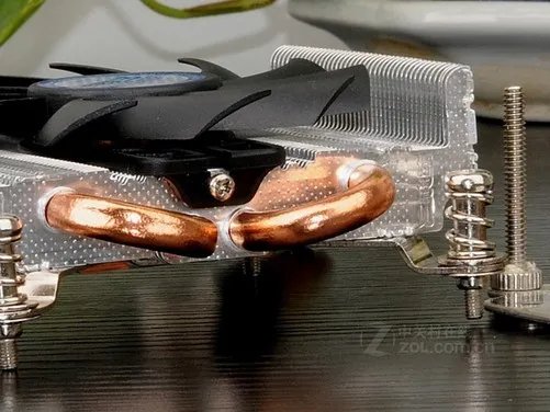 超薄设计 超频三刀锋S85散热器简评