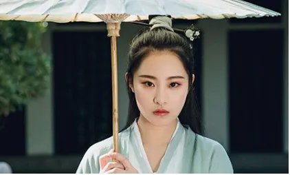 蔡文姬与曹操是什么关系？曹操是怎么带回蔡文姬的？