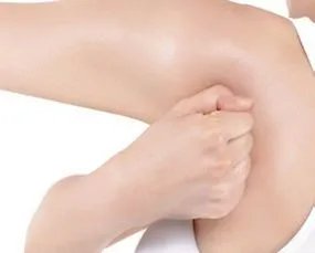 女腋下淋巴结肿大图片