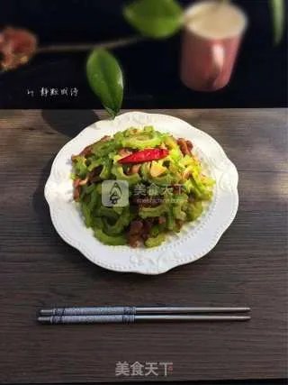 苦瓜炒肉