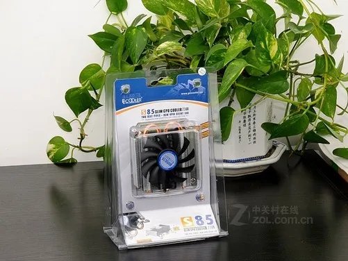 超薄设计 超频三刀锋S85散热器简评