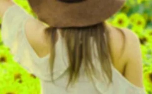 形容女人美丽的词语及句子