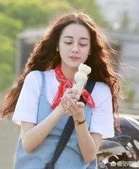 迪丽热巴成新金鹰女神