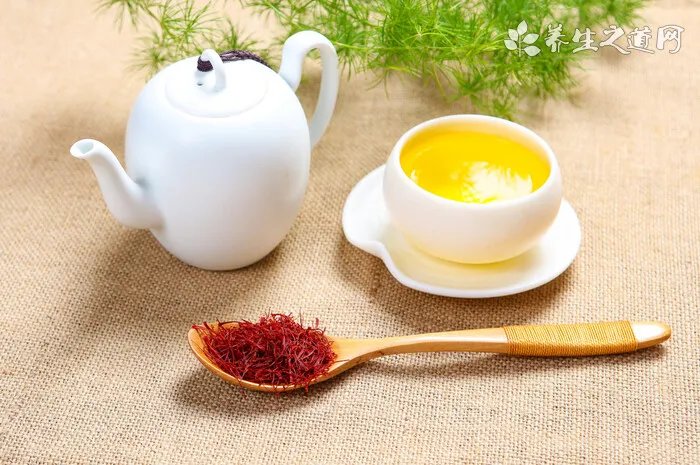 1969年属鸡2021年幸运色是什么