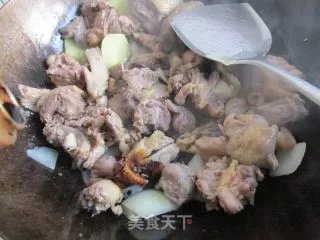 【山东】栗子炖鸡