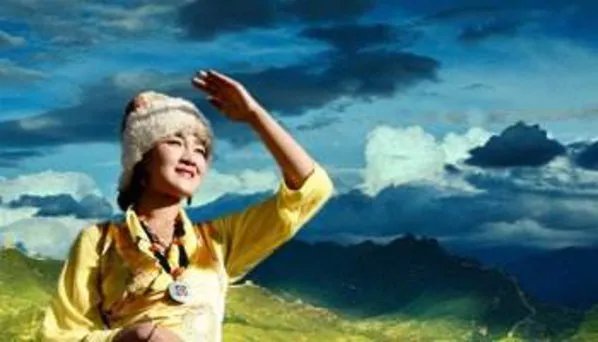 降央卓玛17岁时就没了母亲